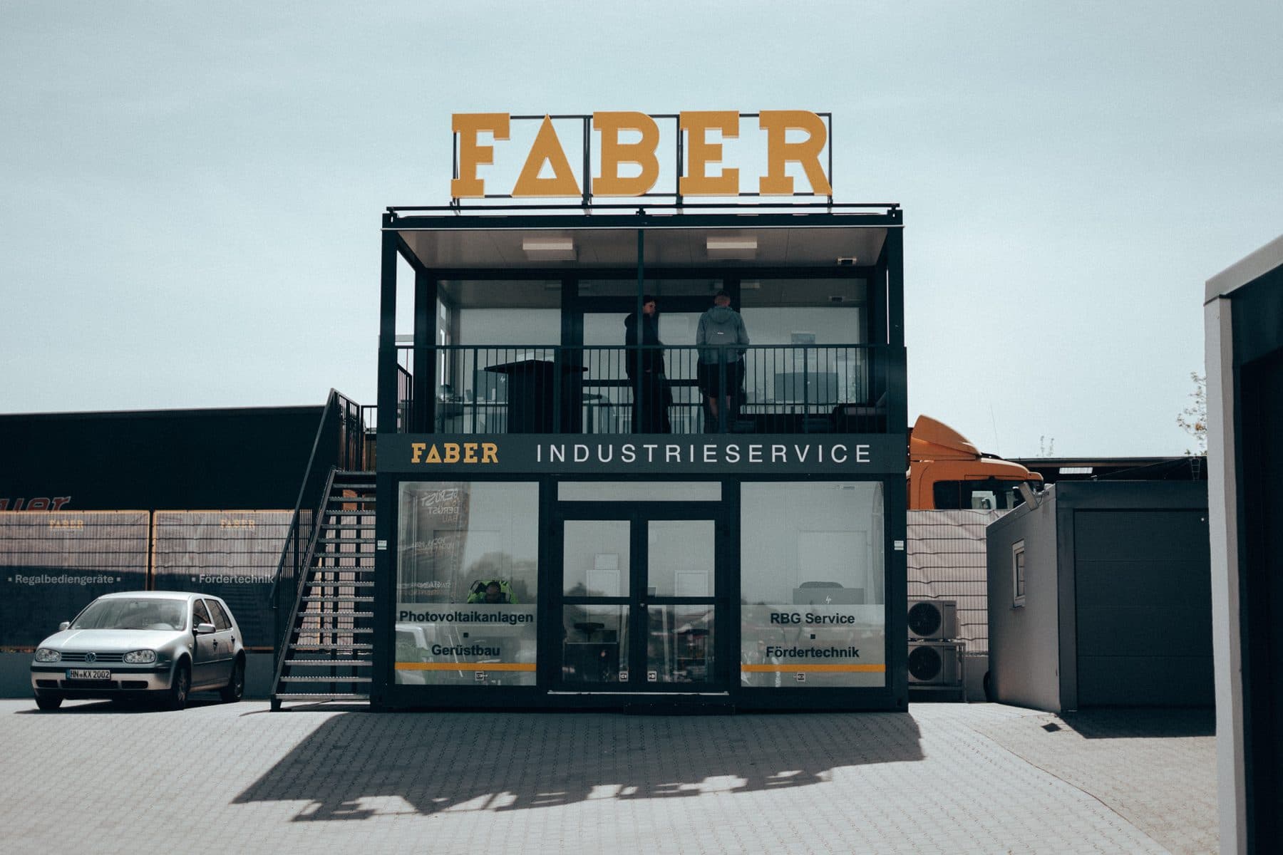 Firmengebäude von Faber in Eppingen mit Lager